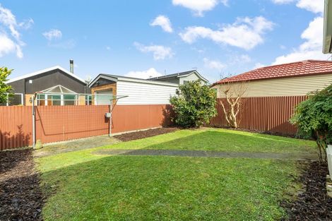 Photo of property in 48f2- Kowhai Avenue, Ebdentown, Upper Hutt, 5018