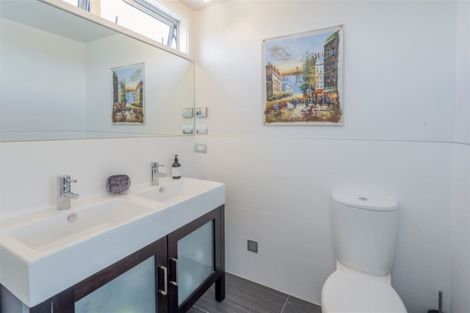 Photo of property in 24 Okarito Avenue, Levin, 5510