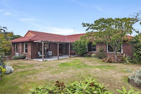 Photo of property in 14 Ben Nevis Drive, Broomfield, Christchurch, 8042