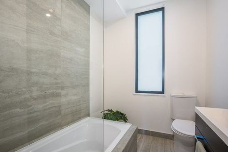 Photo of property in 1c Wilkinson Street, Oriental Bay, Wellington, 6011