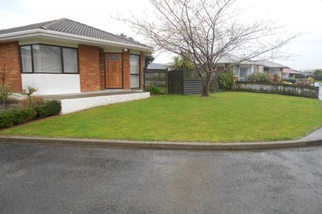 Photo of property in 8 Saint Pauls Court, Highbury, Palmerston North, 4412