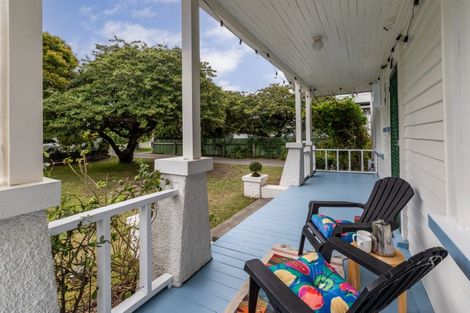 Photo of property in 185 Georges Drive, Napier South, Napier, 4110