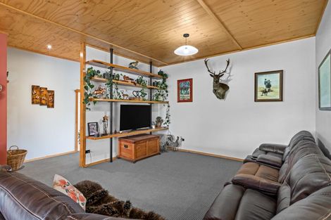 Photo of property in 979 Kaipara Flats Road, Kaipara Flats, Warkworth, 0984