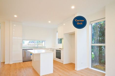Photo of property in 1/10 Tirimoana Road, Te Atatu South, Auckland, 0602