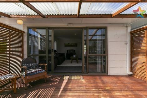 Photo of property in 195 Waddington Drive, Naenae, Lower Hutt, 5011