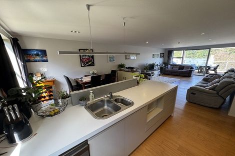 Photo of property in 9 Saddleback Grove, Karori, Wellington, 6012