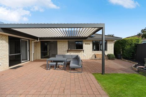 Photo of property in 21 Mangakoea Place, St Andrews, Hamilton, 3200