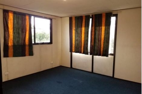 Photo of property in 1/15 Starforth Place, Henderson, Auckland, 0612
