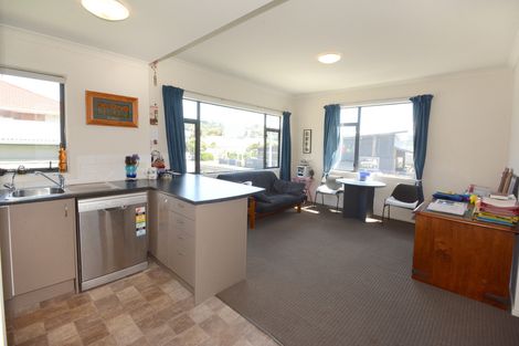 Photo of property in 143 Victoria Road, Saint Kilda, Dunedin, 9012
