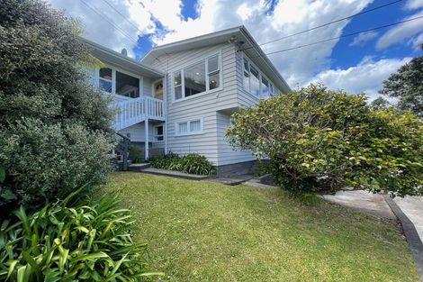 Photo of property in 55 Bedford Street, Northland, Wellington, 6012