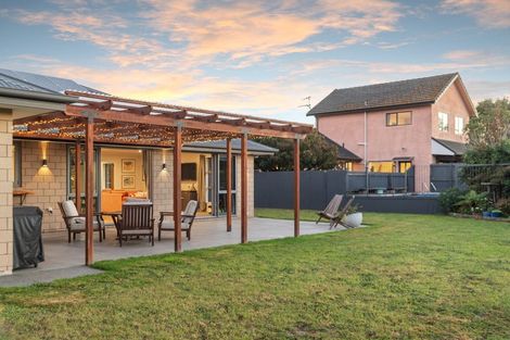 Photo of property in 217 Mairehau Road, Burwood, Christchurch, 8083