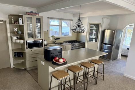 Photo of property in 15 Torkar Road, Clarks Beach, 2122