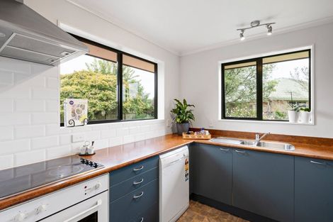 Photo of property in 19 Farnborough Drive, Nawton, Hamilton, 3200