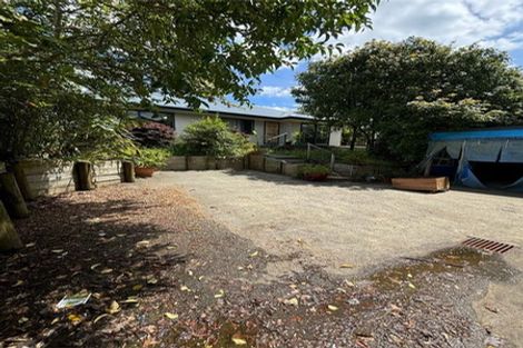 Photo of property in 226 Henderson Valley Road, Henderson, Auckland, 0612