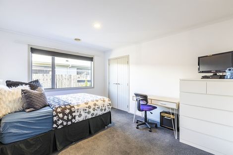 Photo of property in 3 Peppertree Glade, Kelvin Grove, Palmerston North, 4414