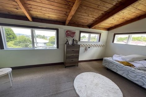 Photo of property in 34 Dellwood Avenue, Henderson, Auckland, 0612