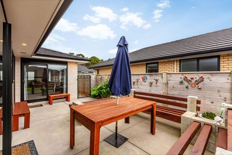 Photo of property in 29 Topsail Way, Whitby, Porirua, 5024