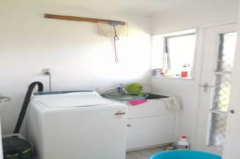 Photo of property in 44c Latham Avenue, Pakuranga, Auckland, 2010