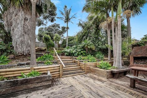 Photo of property in 10 Marco Place, Highland Park, Auckland, 2010