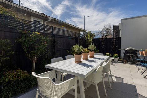 Photo of property in 2/670 Ferry Road, Woolston, Christchurch, 8023