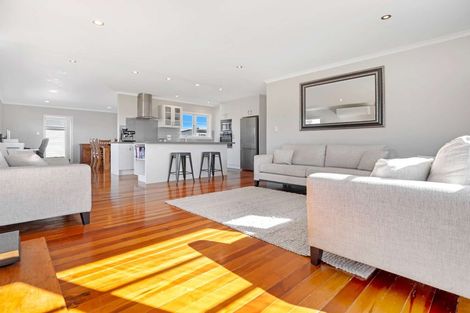 Photo of property in 217 Glenbrook Station Road, Glenbrook, Waiuku, 2681