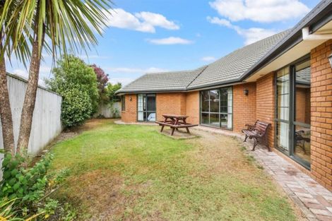 Photo of property in 36 Orlando Crescent, Waimairi Beach, Christchurch, 8083