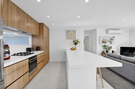 Photo of property in 44 Fernbrook Drive, Hurworth, New Plymouth, 4310