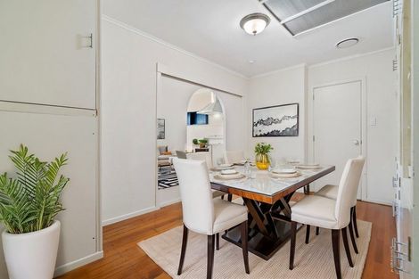 Photo of property in 42a Halsey Road, Manurewa, Auckland, 2102