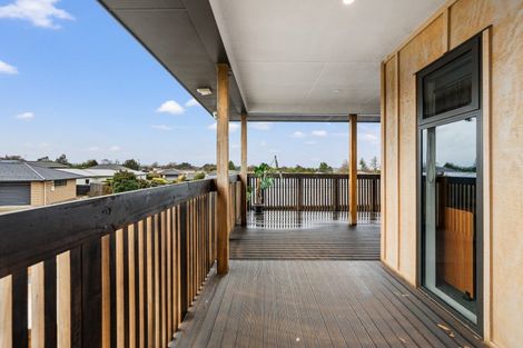 Photo of property in 6 Poplar Grove, Feilding, 4702