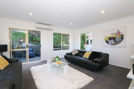 Photo of property in 33u2 Hawker Street, Mount Victoria, Wellington, 6011