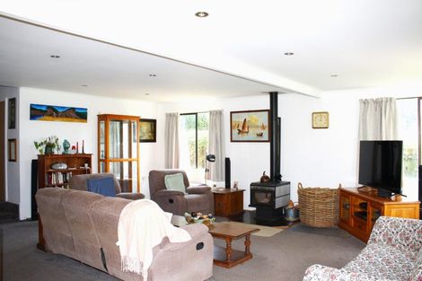 Photo of property in 9 Tuna Place, Whiritoa, Whangamata, 3691