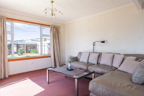 Photo of property in 17 Constitution Avenue, Milton, 9220