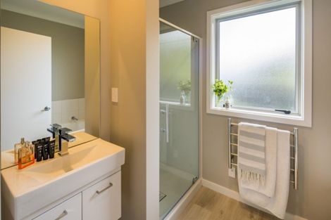 Photo of property in 15 Monowai Road, Johnsonville, Wellington, 6037