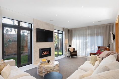 Photo of property in 7b Rugby Street, Merivale, Christchurch, 8014