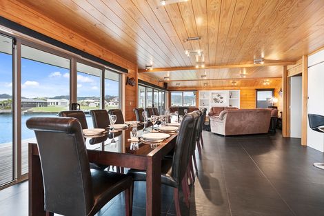 Photo of property in 7 Leeward Drive, Whitianga, 3510