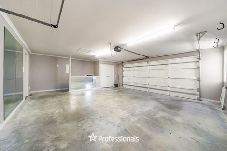 Photo of property in 14 Ronald Scott Grove, Riverstone Terraces, Upper Hutt, 5018