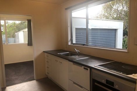 Photo of property in 2/17 Donovan Road, Paraparaumu Beach, Paraparaumu, 5032