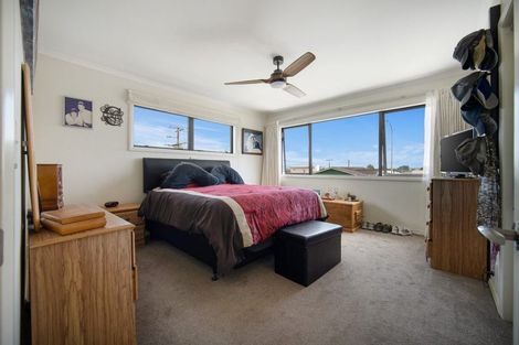 Photo of property in 16 Derby Street, Stoke, Nelson, 7011