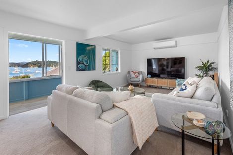 Photo of property in 8 Kakapu Road, Okiato, Russell, 0272