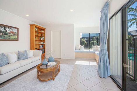 Photo of property in 21a Bramley Drive, Farm Cove, Auckland, 2012