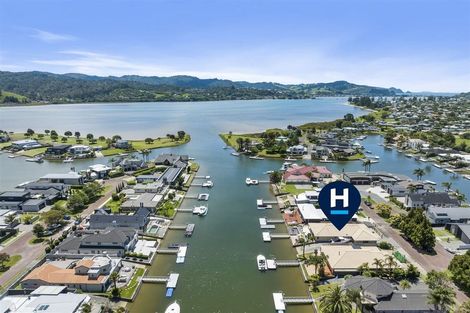 Photo of property in 131 Motu Capri, Pauanui, Hikuai, 3579