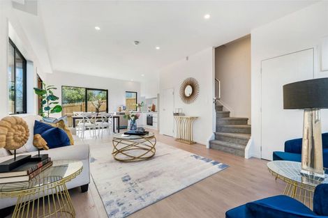 Photo of property in 4a Flaunty Place, West Harbour, Auckland, 0618