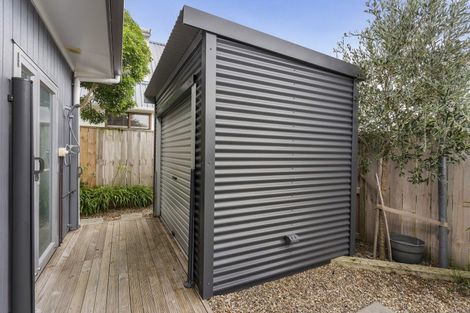 Photo of property in 408 Linton Crescent, Whangamata, 3620