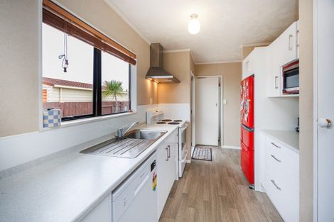 Photo of property in 5 Cargill Grove, Kelvin Grove, Palmerston North, 4414