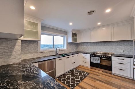 Photo of property in 25 Sandybrow, Churton Park, Wellington, 6037