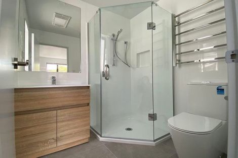 Photo of property in 24c Eban Avenue, Hillcrest, Auckland, 0627