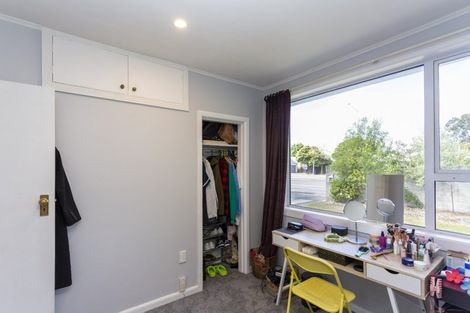 Photo of property in 422 Yaldhurst Road, Russley, Christchurch, 8042