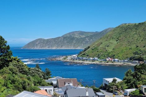 Photo of property in 5a Dennis Way, Island Bay, Wellington, 6023