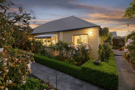 Photo of property in 89 Merivale Lane, Merivale, Christchurch, 8014