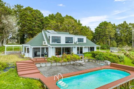 Photo of property in 338 Wairere Road, Waitakere, Henderson, 0782